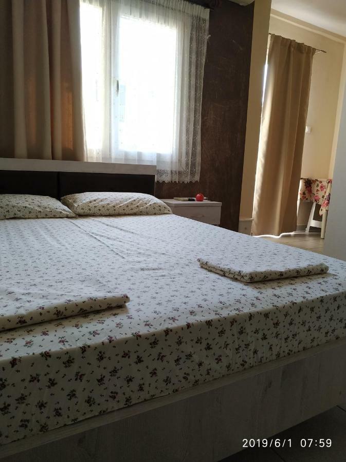 Lazaros Apartments Olympiakí Aktí Exterior foto
