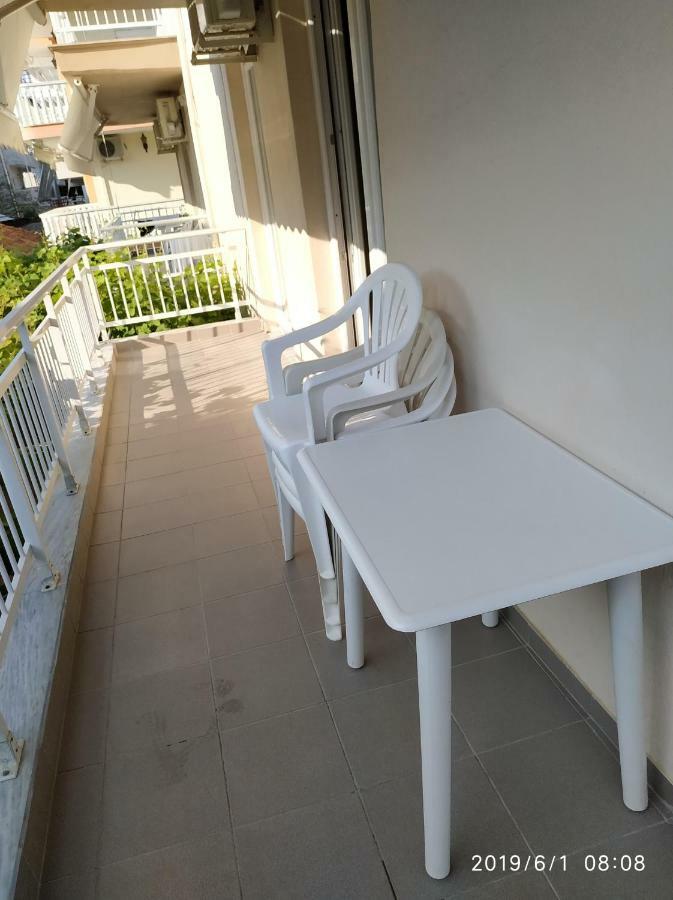 Lazaros Apartments Olympiakí Aktí Exterior foto