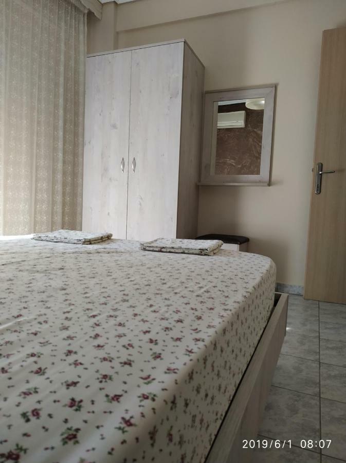 Lazaros Apartments Olympiakí Aktí Exterior foto